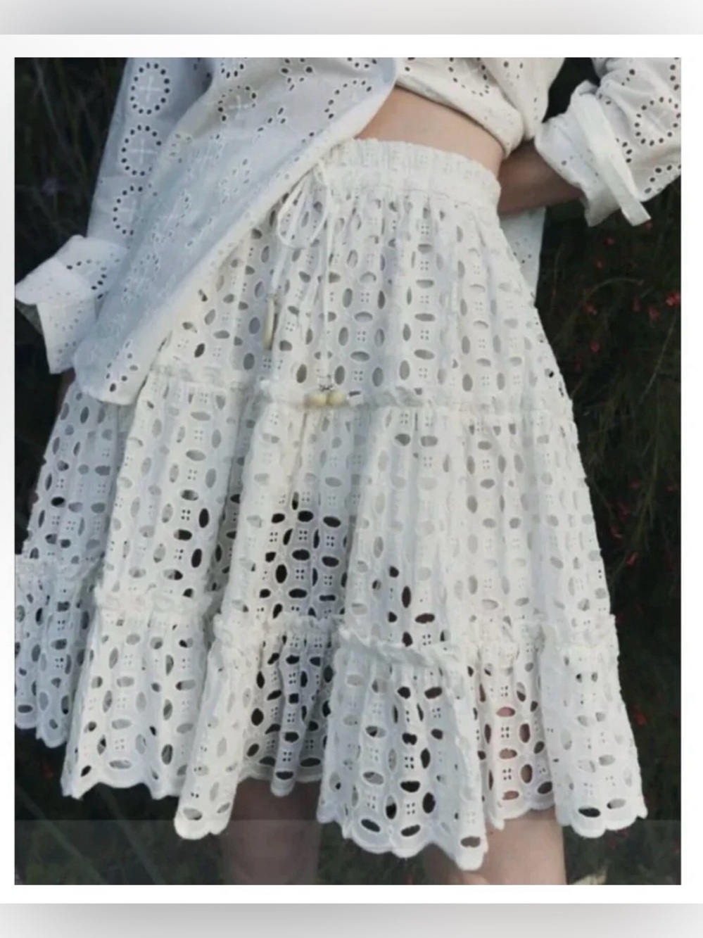NWOT: ZARA WHITE OPENWORK embroidered RUFFLED TIERED mini skirt, lined, sz XS